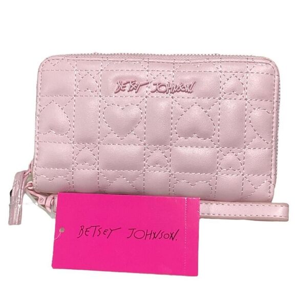 Betsey Johnson Zip Around Wallet Pink Hearts 6.5" X 4" Valentines Barbiecore NEW - Picture 1 of 7